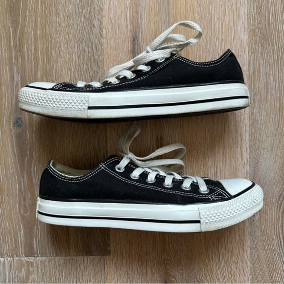 Converse All Star Low Top Black Chuck Taylor Unisex - Men's 5.5 - Women's 7.5 - Picture 2 of 11